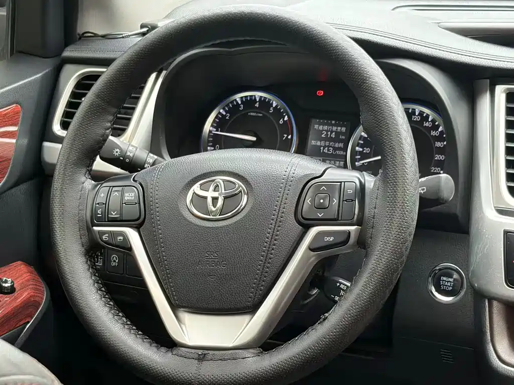 Toyota Highlander 2016 — фото 13