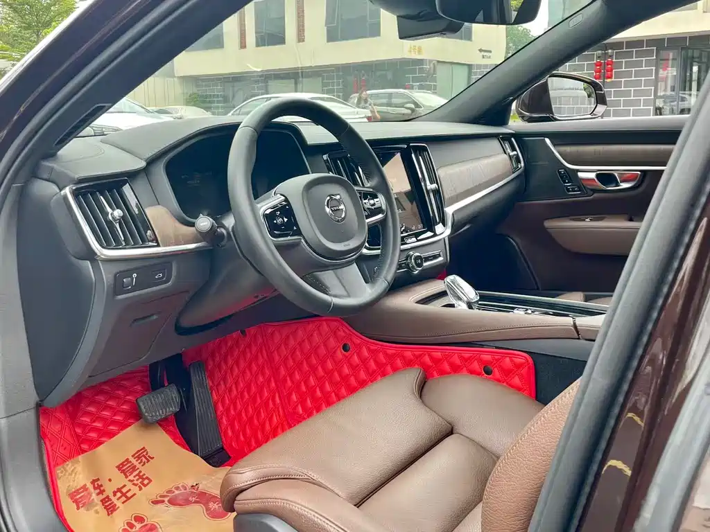 Volvo S90 2021 — фото 12