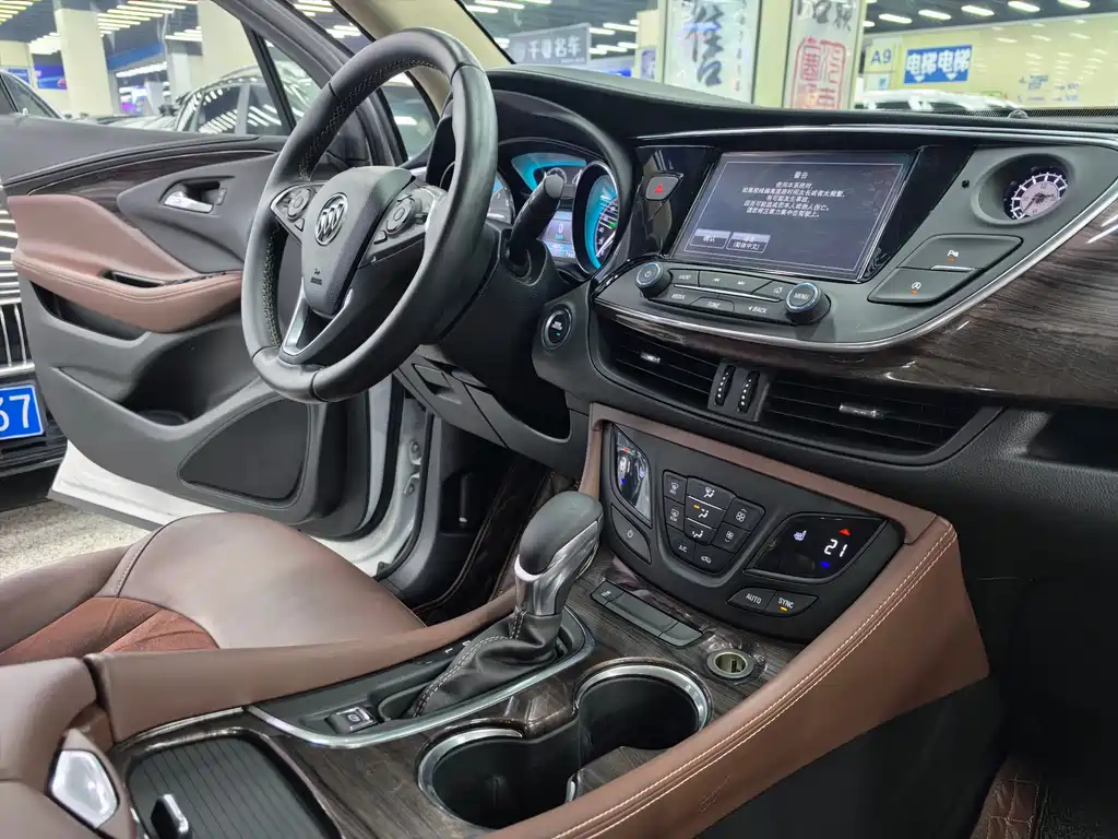 Buick Envision Plus 2016 — фото 10