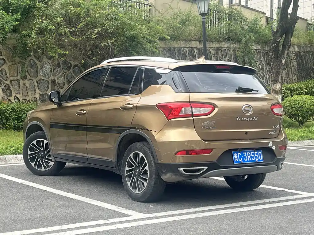 GAC Motor Trumpchi GS4 2016 — фото 6