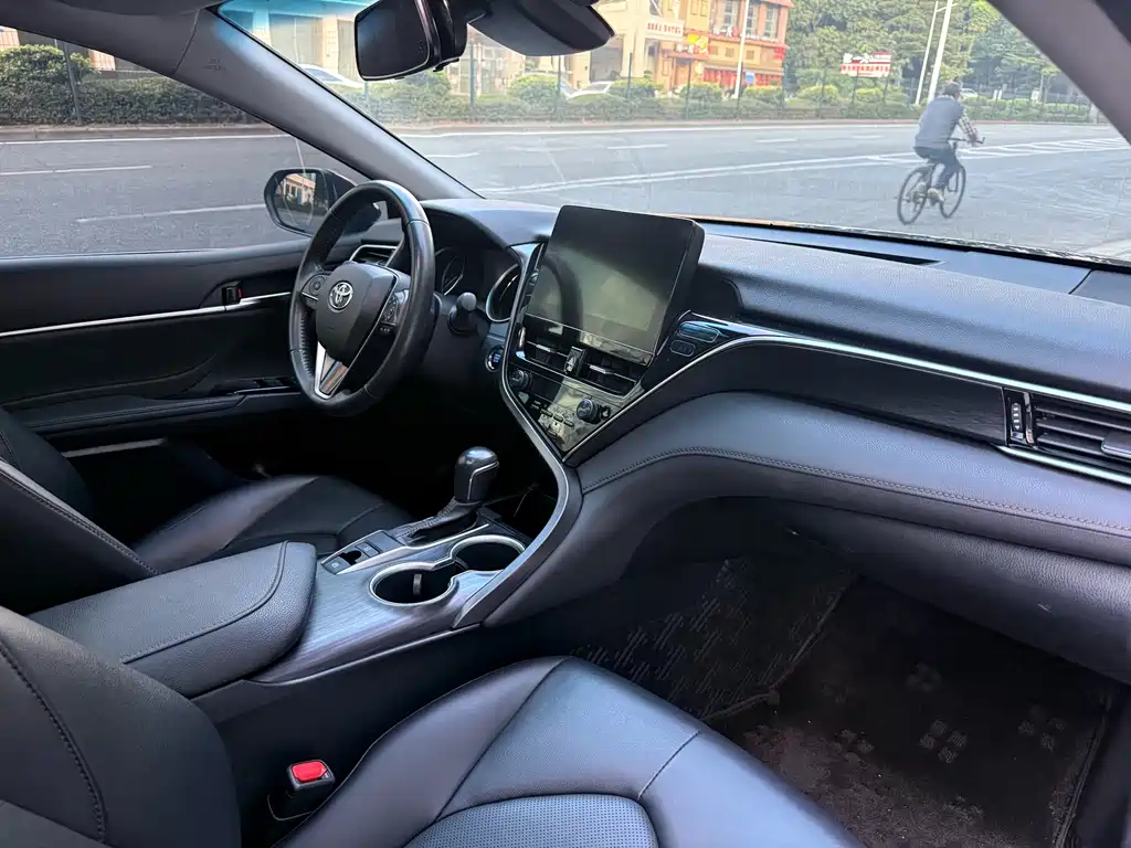 Toyota Camry 2023