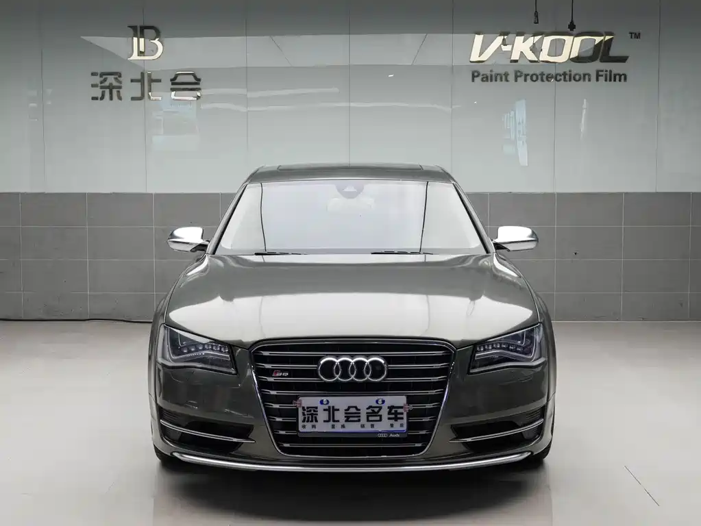 Audi S8 2014 — фото 2
