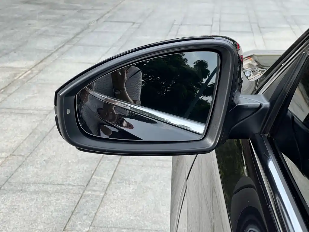 Volkswagen Passat 2022