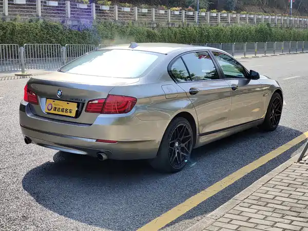 BMW 5 Series 2011
