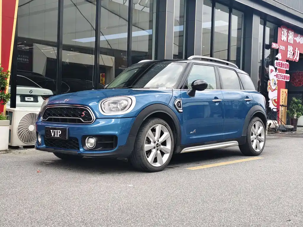 MINI Countryman 2018 — фото 1