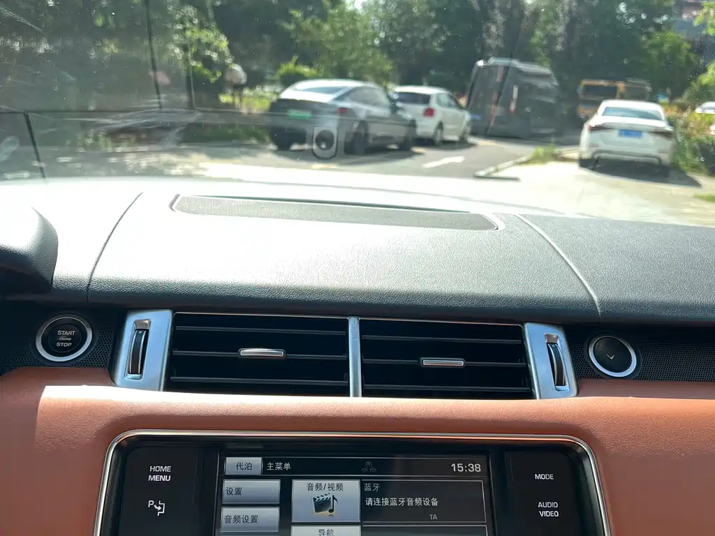 Land Rover Range Rover Sport 2015 — фото 10