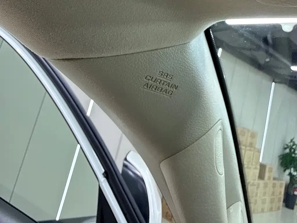 Toyota Land Cruiser 2020 — фото 26