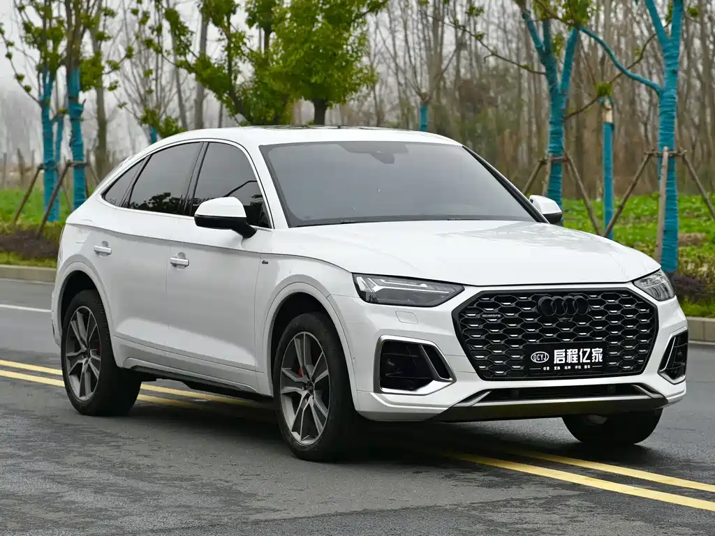Audi Q5L Sportback 2021 — фото 3