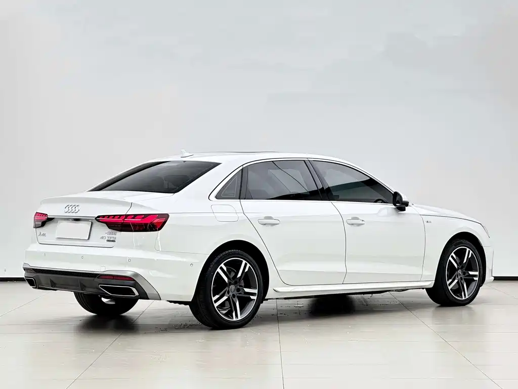Audi A4L 2021 — фото 2