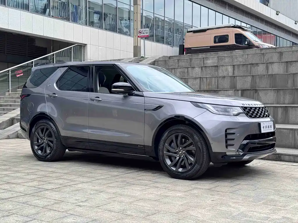 Land Rover Discovery 2021 — фото 5