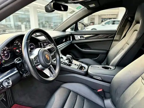 Porsche Panamera 2018