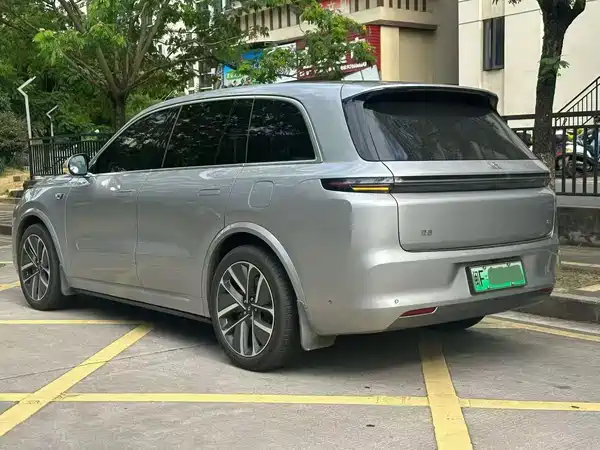 Li Auto L8 2024