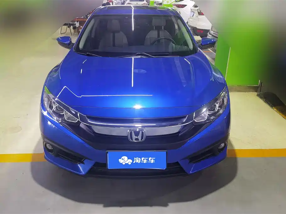 Honda Civic 2018 — фото 2