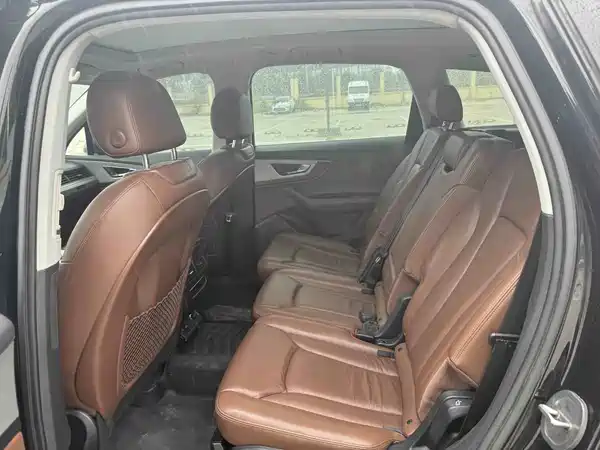 Audi Q7 2016
