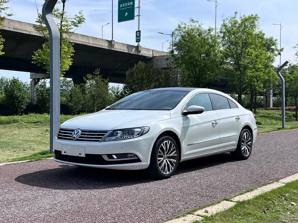 Volkswagen CC 2018 — фото 1