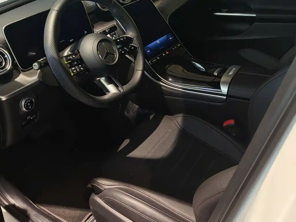 Mercedes-Benz C-Class 2023