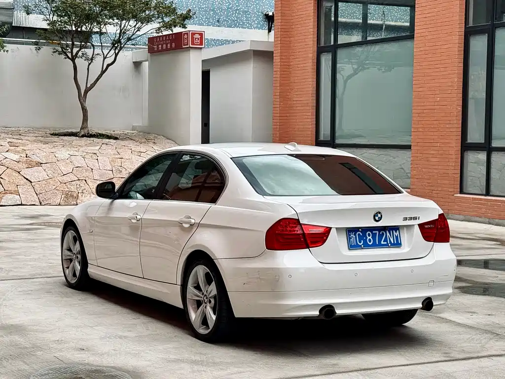 BMW 3 Series 2012 — фото 6