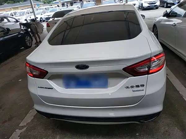 Ford Mondeo 2015
