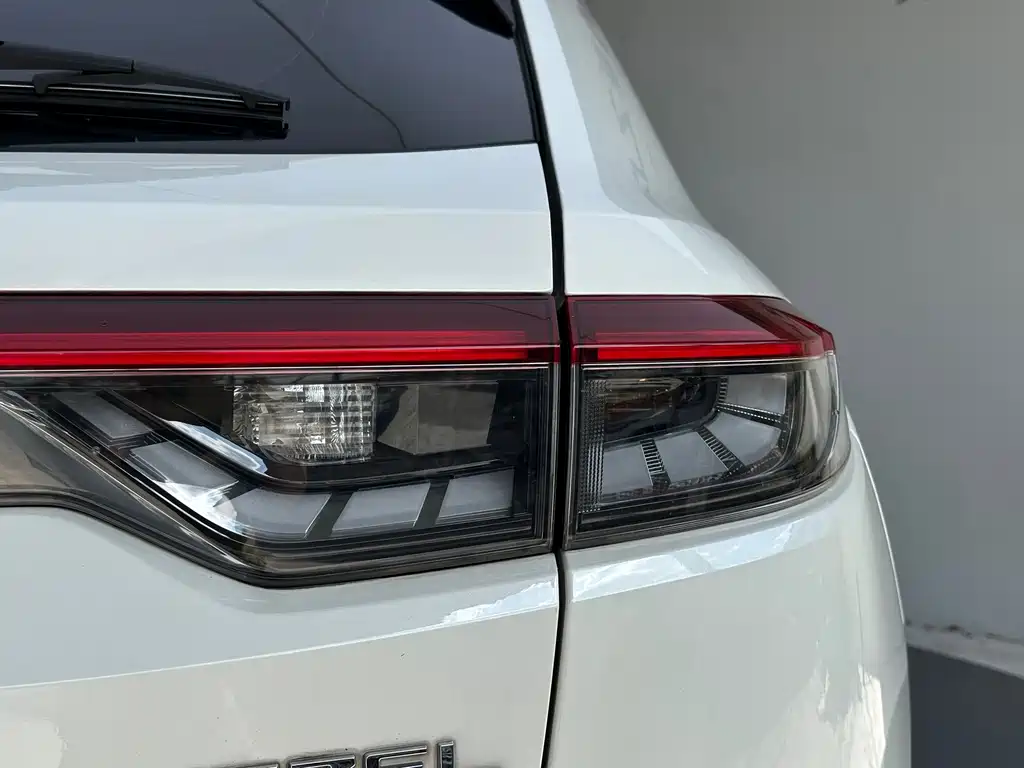 Honda Vezel 2023 — фото 8