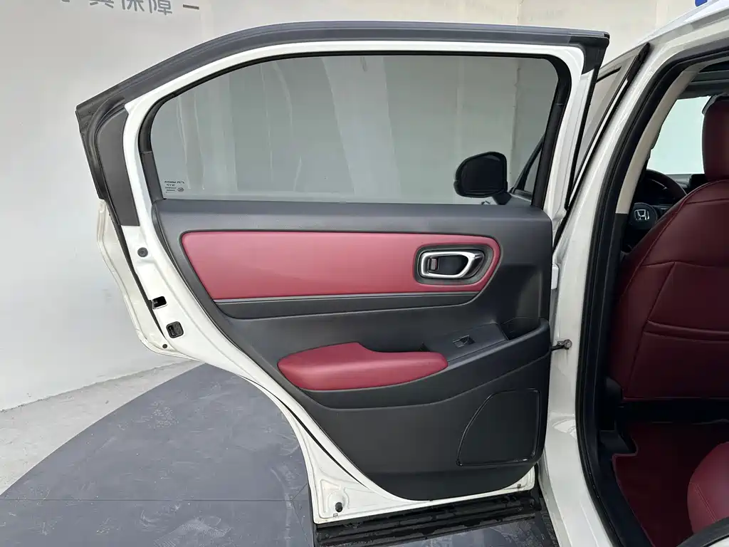 Honda Vezel 2023 — фото 17