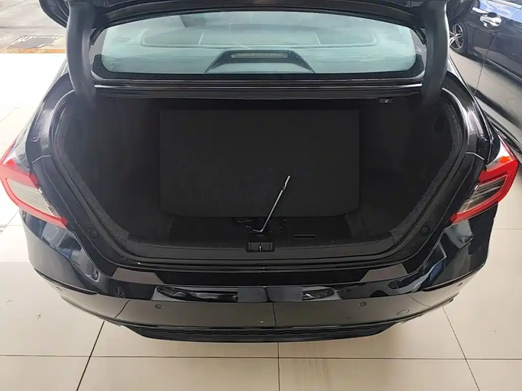 Honda Accord 2022 — фото 19