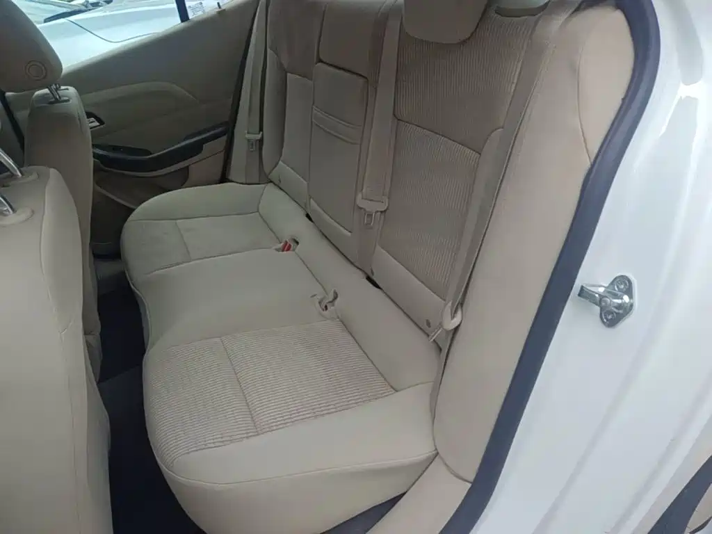 Chevrolet Malibu 2015 — фото 17