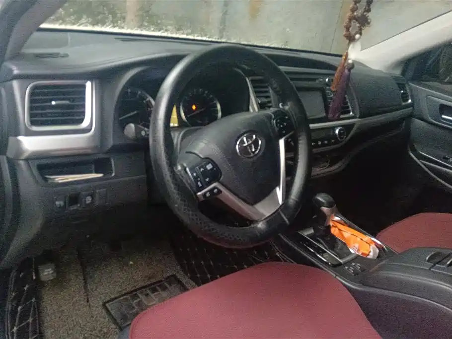 Toyota Highlander 2018 — фото 12