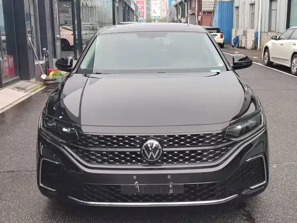 Volkswagen Passat 2022