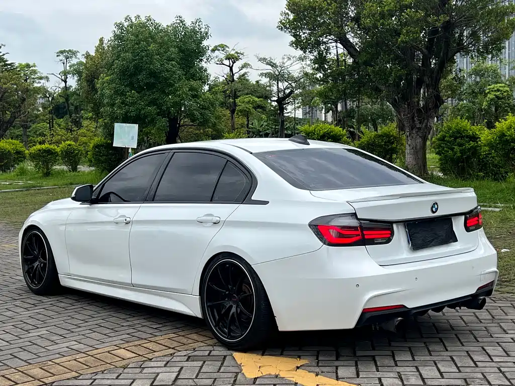BMW 3 Series 2015 — фото 6