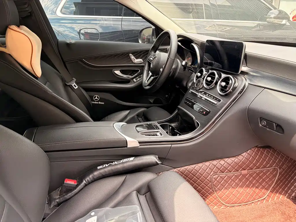 Mercedes-Benz C-Class 2019