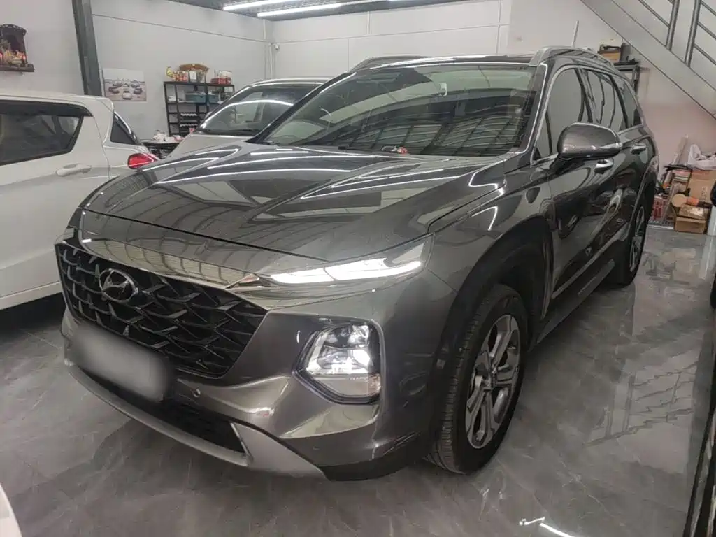 Hyundai Santa Fe 2023