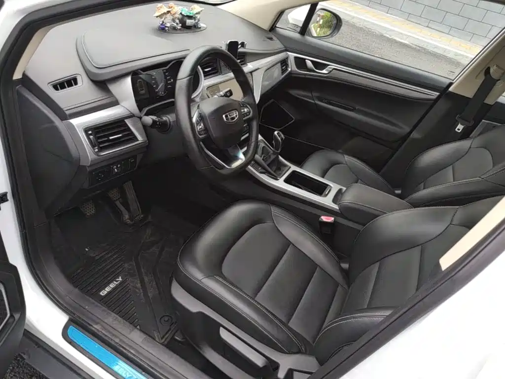 Geely Emgrand GS 2019 — фото 15