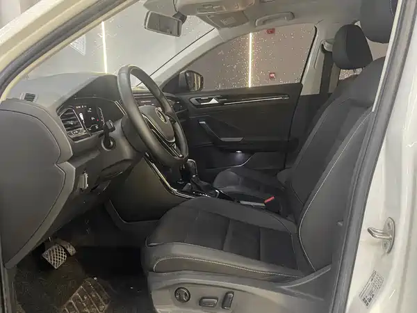 Volkswagen T-Roc 2022