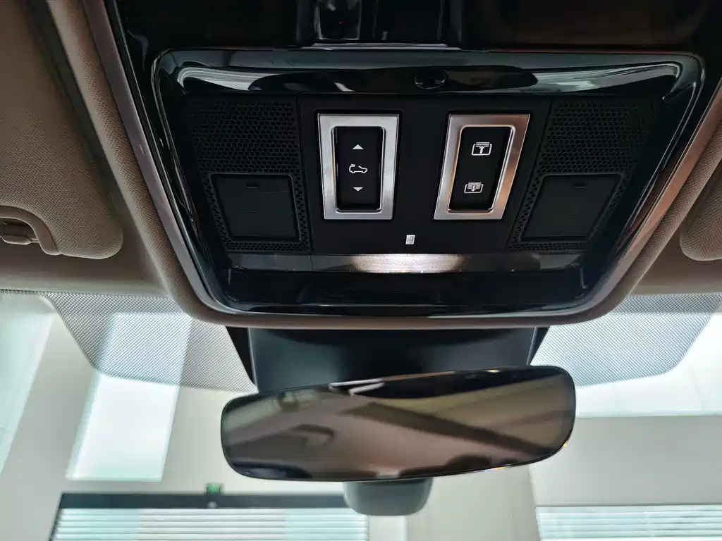 Land Rover Range Rover Sport 2022 — фото 21