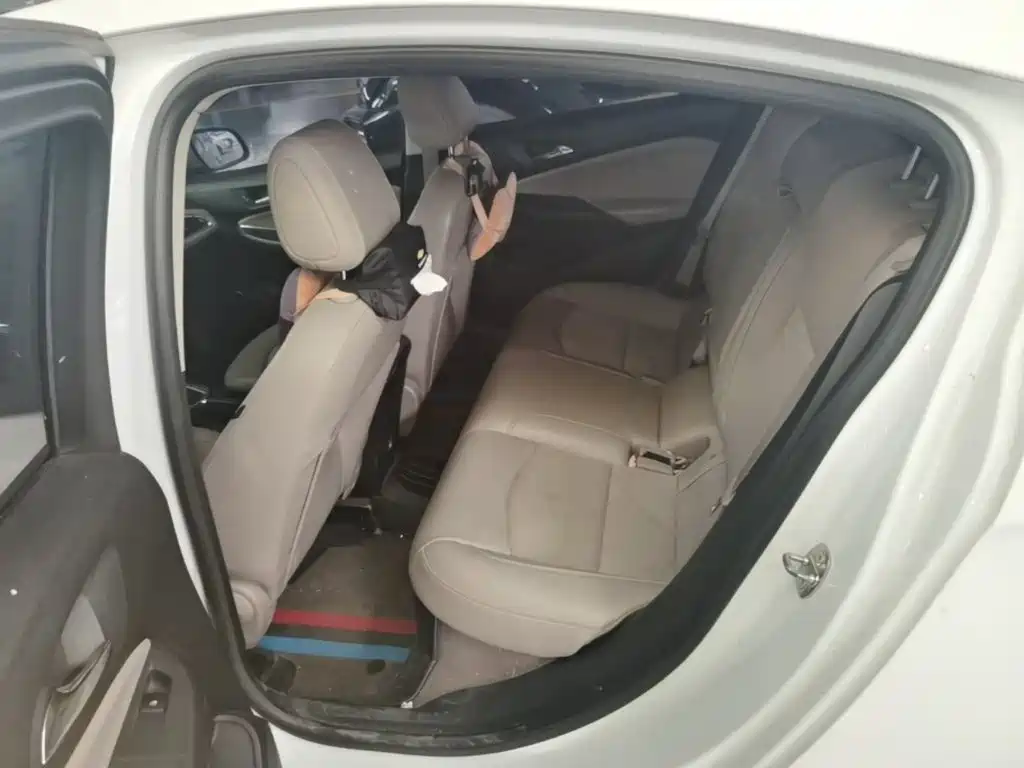 Chevrolet Cruze 2015 — фото 17
