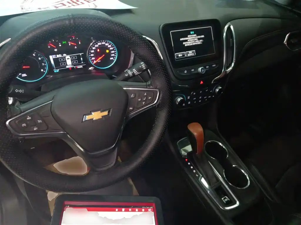 Chevrolet Equinox 2018 — фото 10