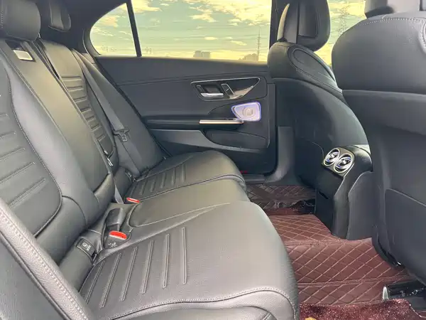 Mercedes-Benz C-Class 2026