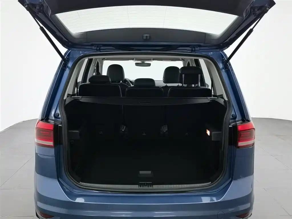 Volkswagen Touran 2016 — фото 16
