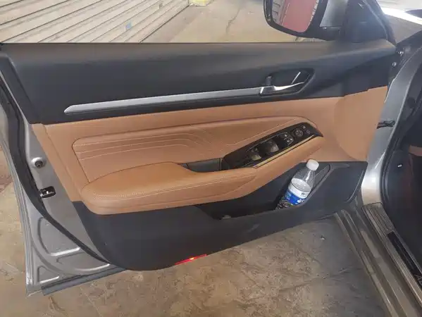 Nissan Teana 2023