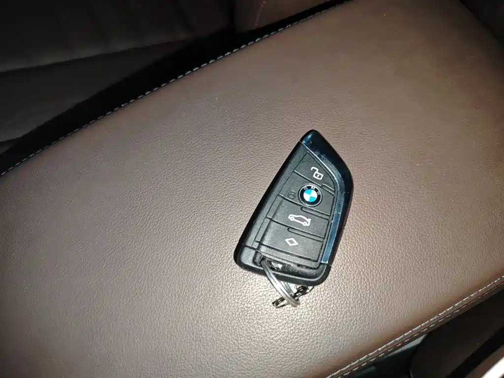 BMW X4 2020 — фото 17