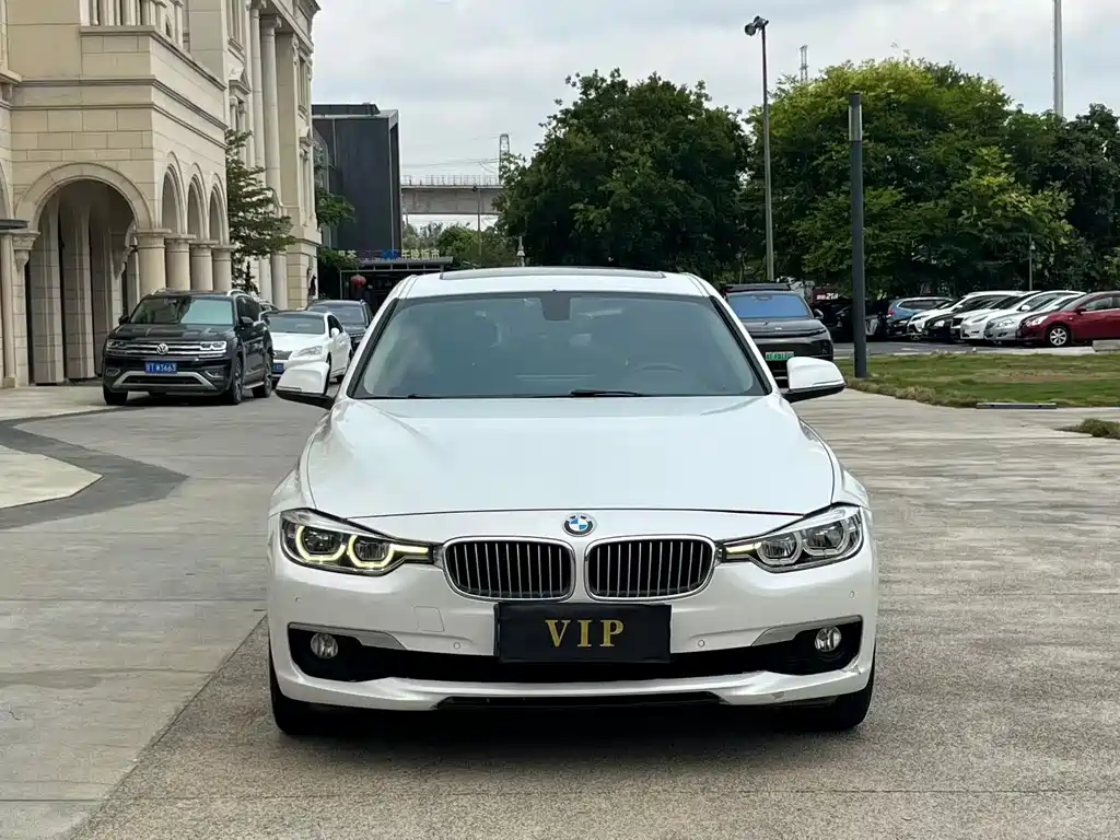 BMW 3 Series 2017 — фото 2