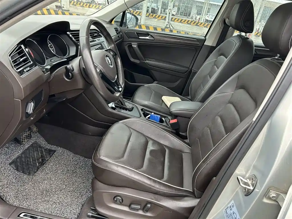 Volkswagen Tiguan L 2017 — фото 9
