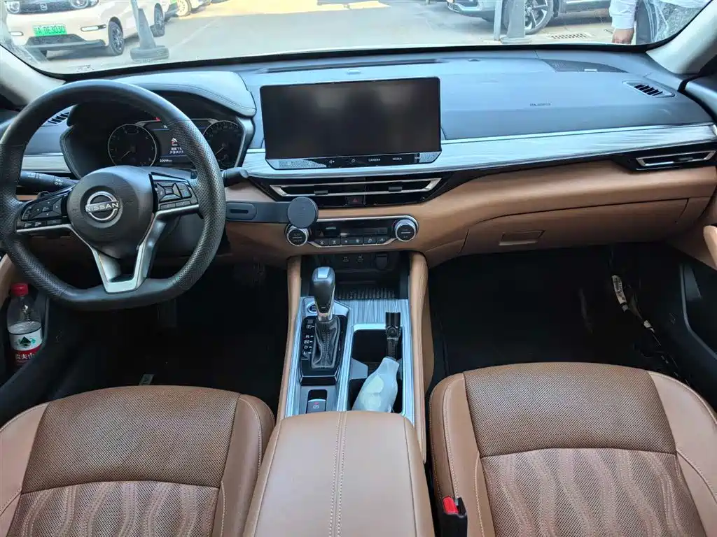 Nissan Teana 2023 — фото 12