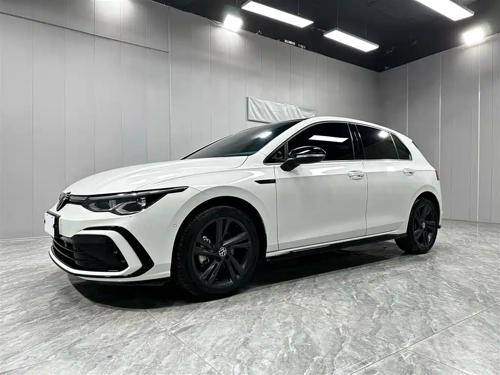 Volkswagen Golf 2023