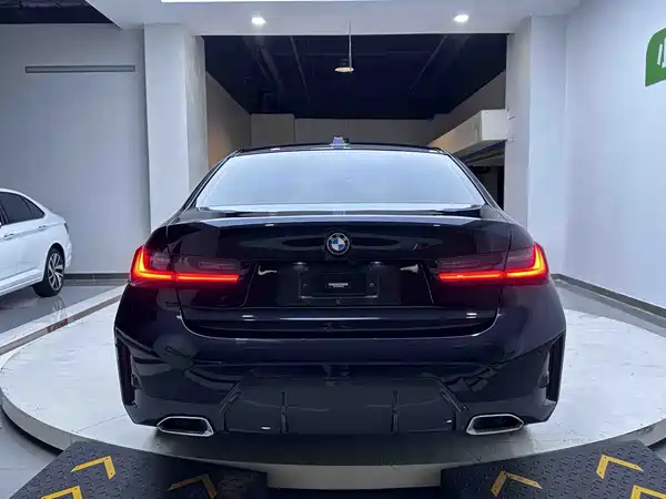 BMW 3 Series 2023