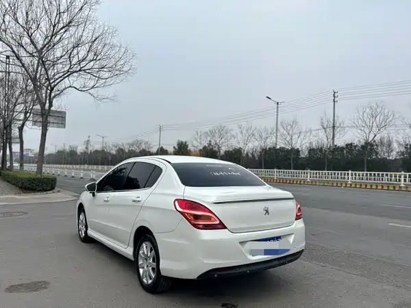 Peugeot 308 2014