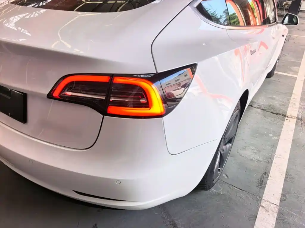 Tesla Model 3 2020 — фото 8