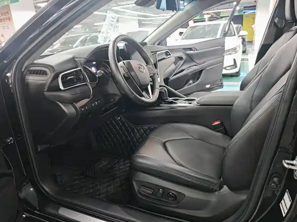 Toyota Camry 2023