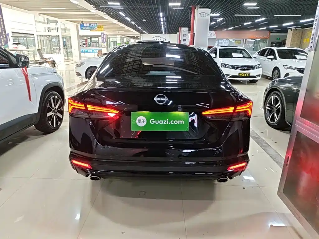 Nissan Teana 2023