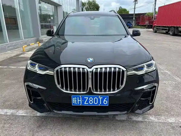 BMW X7 2023